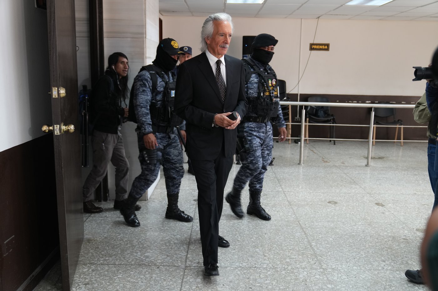 Judge Orders Release of Jailed Guatemalan Journalist José Rubén Zamora to House Arrest